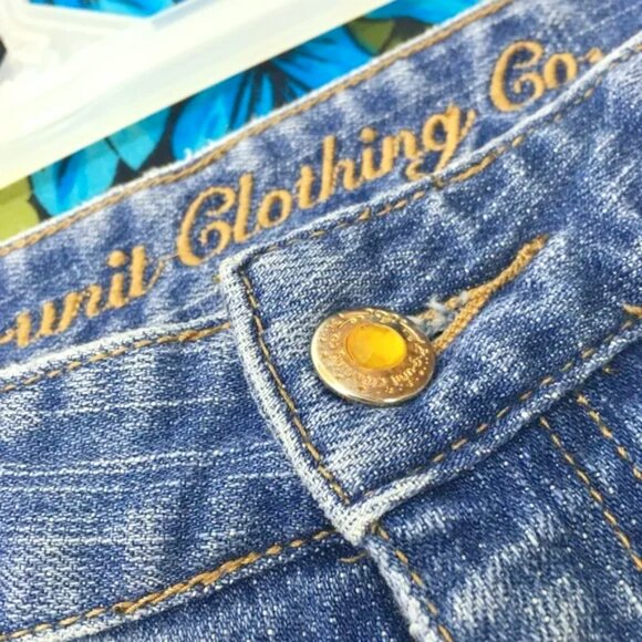 WOMEN’S G-UNIT SHORT SHORTS JEAN SHORTS GUNIT CLOTHING WOMENS SIZE 13 JR SHORTS - Picture 3 of 5